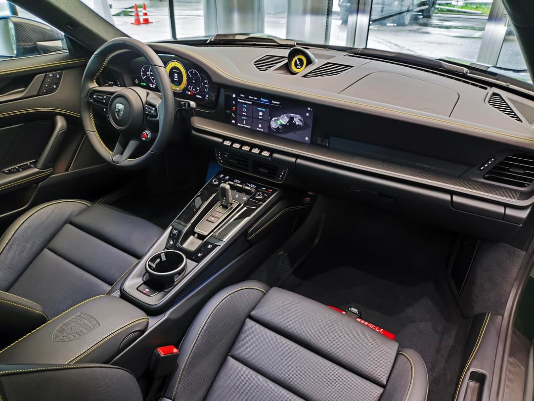Porsche 911 Турбо Эс (Turbo S) в лизинг - 8