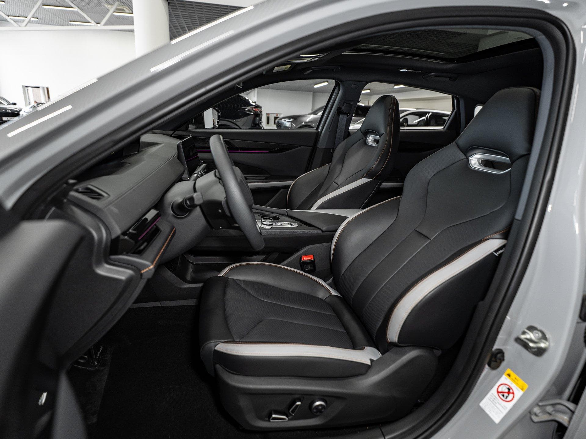 Changan Uni-V Tech 1.5T 7DCT в лизинг - 7