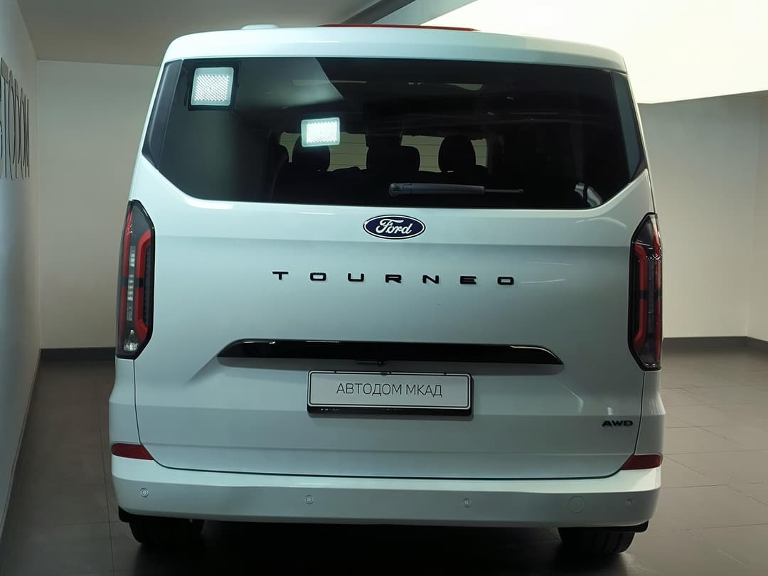Ford Tourneo Custom Титаниум 320 длинная база 2.0 дизель 170 л.с. АТ полный привод в лизинг - 7