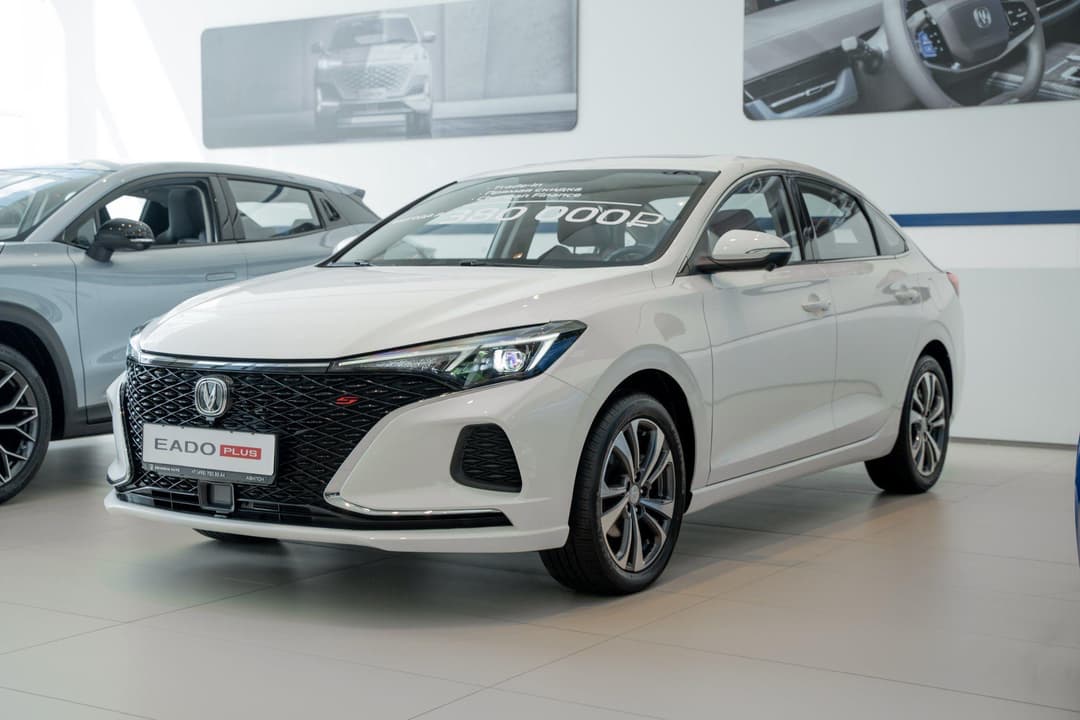 Changan Eado Plus Tech 1.4T 7DCT в лизинг - 2