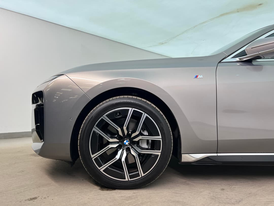 BMW 7 серия 740i xDrive в лизинг - 16