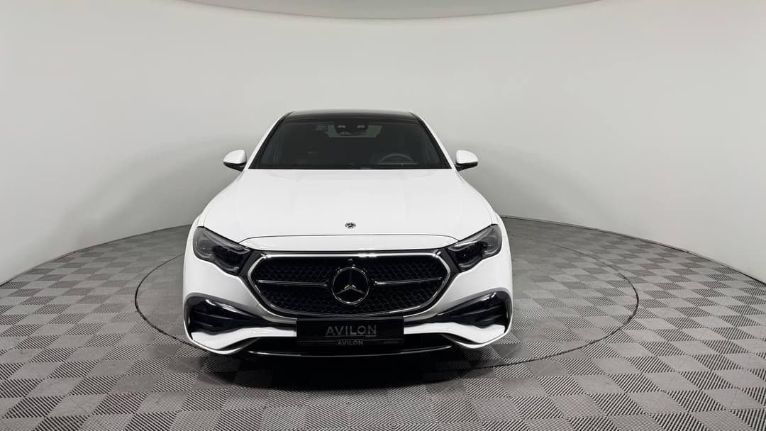 Mercedes-Benz E седан 300 полный привод АМГ Лайн (AMG Line) в лизинг - 4