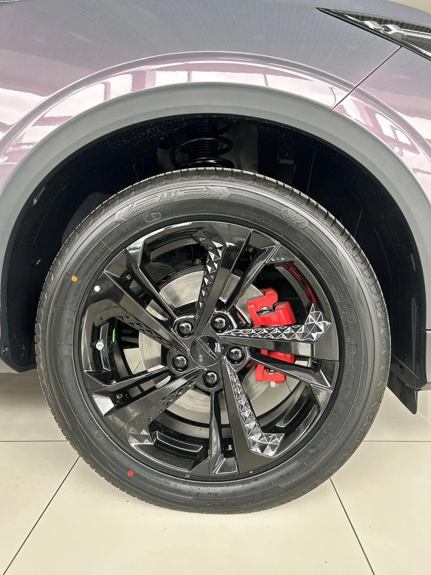 Geely Coolray Эксклюзив 1.5Т АТ (Exclusive) в лизинг - 8