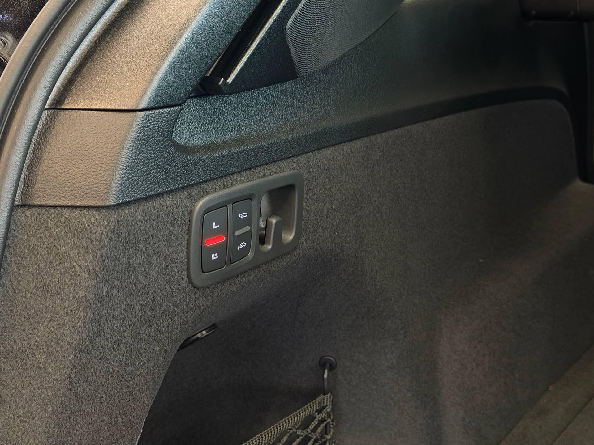 Audi SQ7 TFSI quattro tiptronic в лизинг - 23