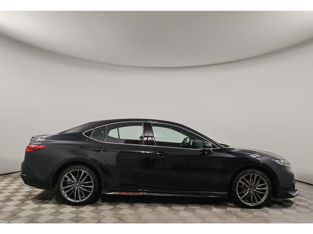 Toyota Camry - 5