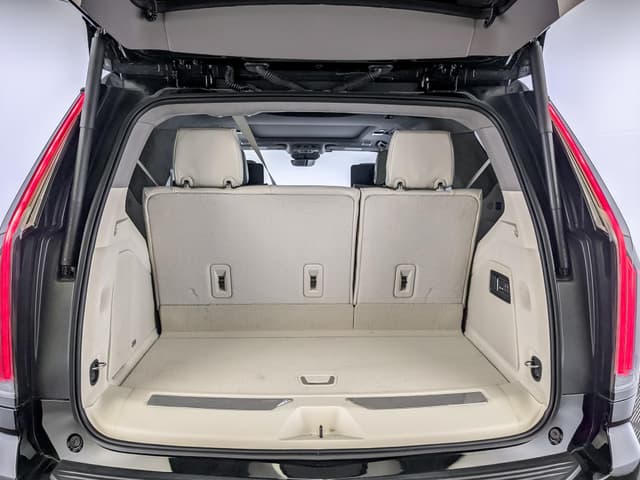 Cadillac Escalade 6.2 V8 Sport Platinum в лизинг - 9