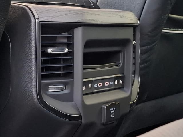 Ram 1500 Limited Crew Cab 3.0 8AT 4WD в лизинг - 30