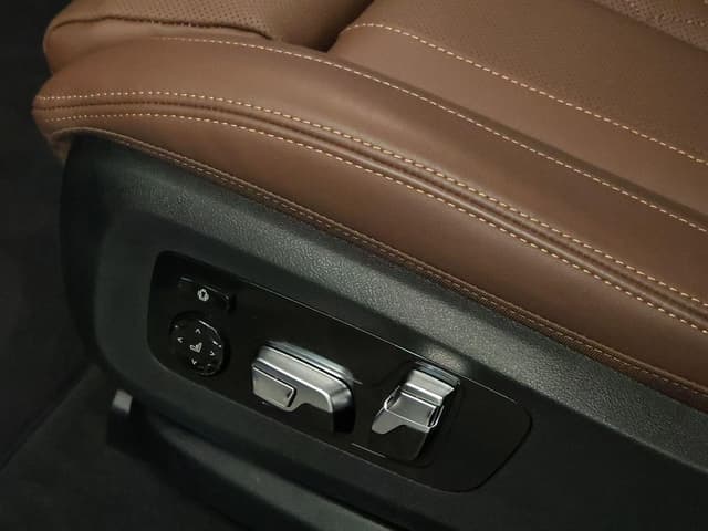 BMW X6 xDrive40i в лизинг - 32