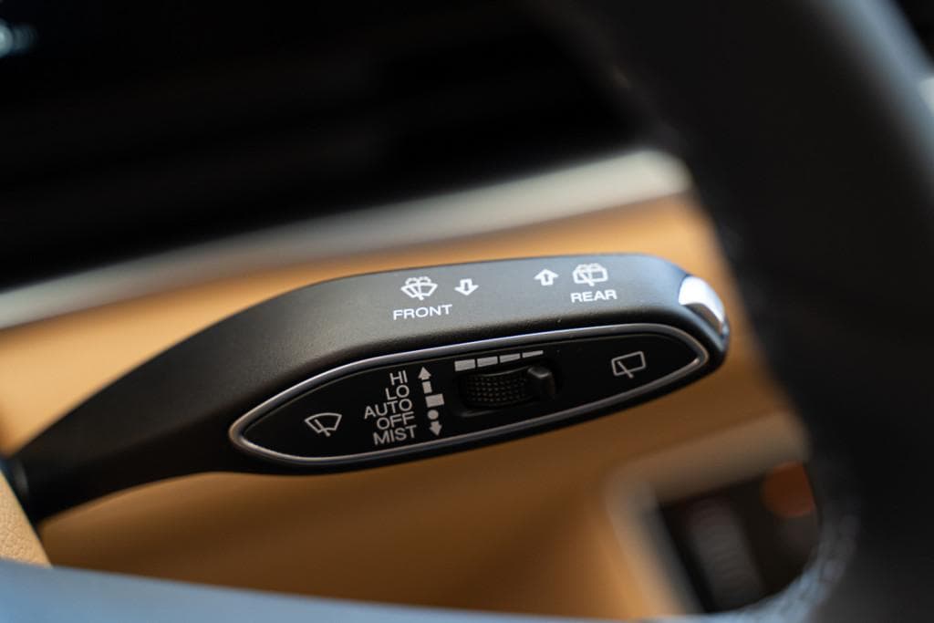 Voyah Dream PHEV Long Range (последовательный гибрид) в лизинг - 15