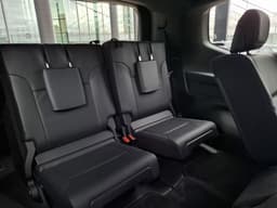 Toyota Land Cruiser 300 Люкс 7 мест 3.5 АТ в лизинг - 14