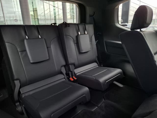 Toyota Land Cruiser 300 Люкс 7 мест 3.5 АТ в лизинг - 14