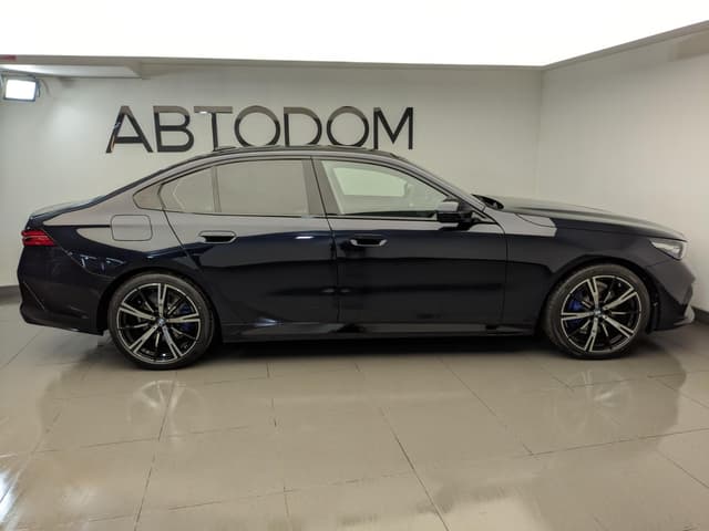 BMW 5 серия 530i xDrive в лизинг - 4