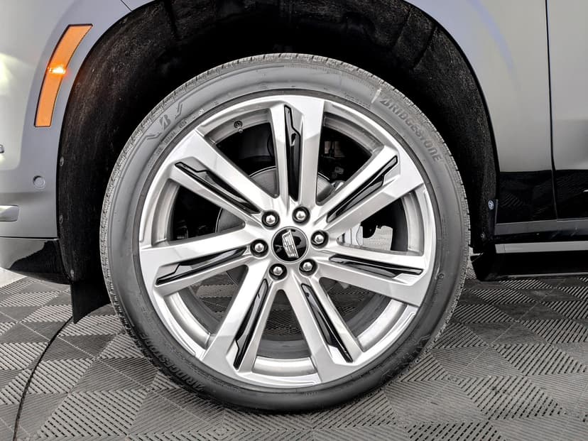 Cadillac Escalade 6.2 V8 Sport Platinum в лизинг - 8