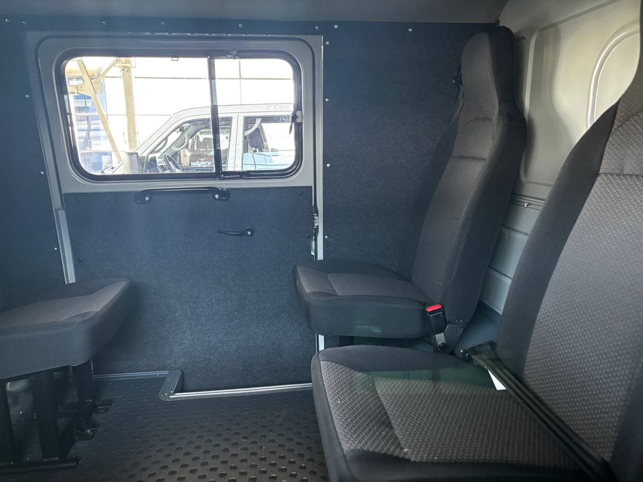 UAZ 3909 Комби 7 мест без ABS 2.7 5MT в лизинг - 7