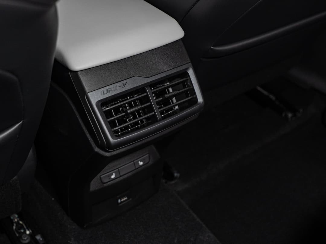 Changan Uni-V Tech 1.5T 7DCT в лизинг - 12
