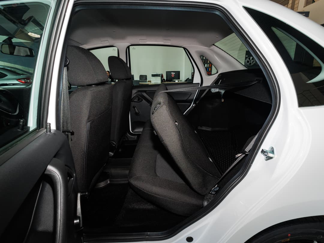 Lada Granta седан Standard Plus 1.6 90hp 5MT в лизинг - 14