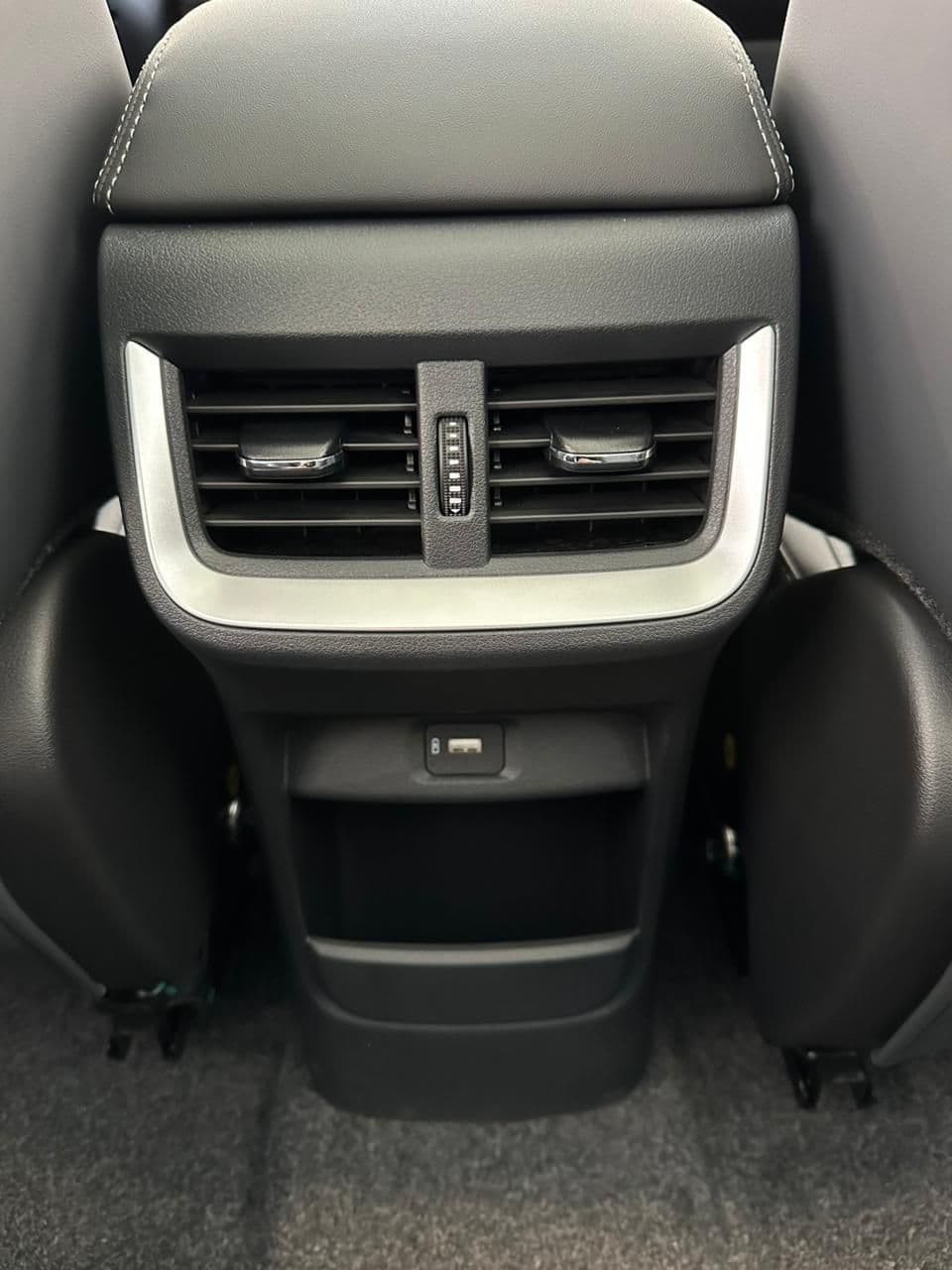 DongFeng Huge Executive 1.5T 7DCT в лизинг - 17