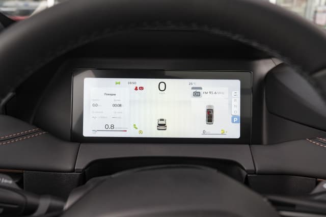 Geely Okavango Flagship 2.0T 7DCT 2WD в лизинг - 9
