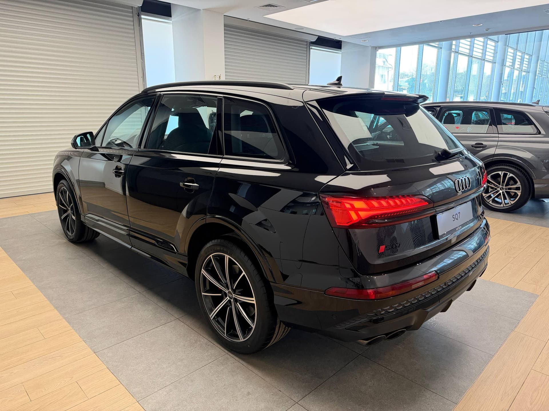 Audi SQ7 TFSI quattro tiptronic в лизинг - 4