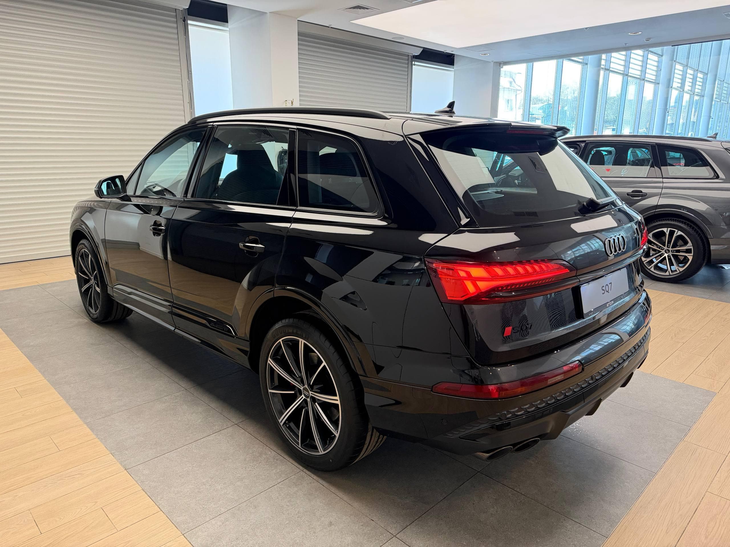 Audi SQ7 - 4