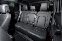 Land Rover Defender 110 3.0 дизель 350 л.с. гибрид Икс-Дайнэмик ХСЕ (X-Dynamic HSE) в лизинг - 12