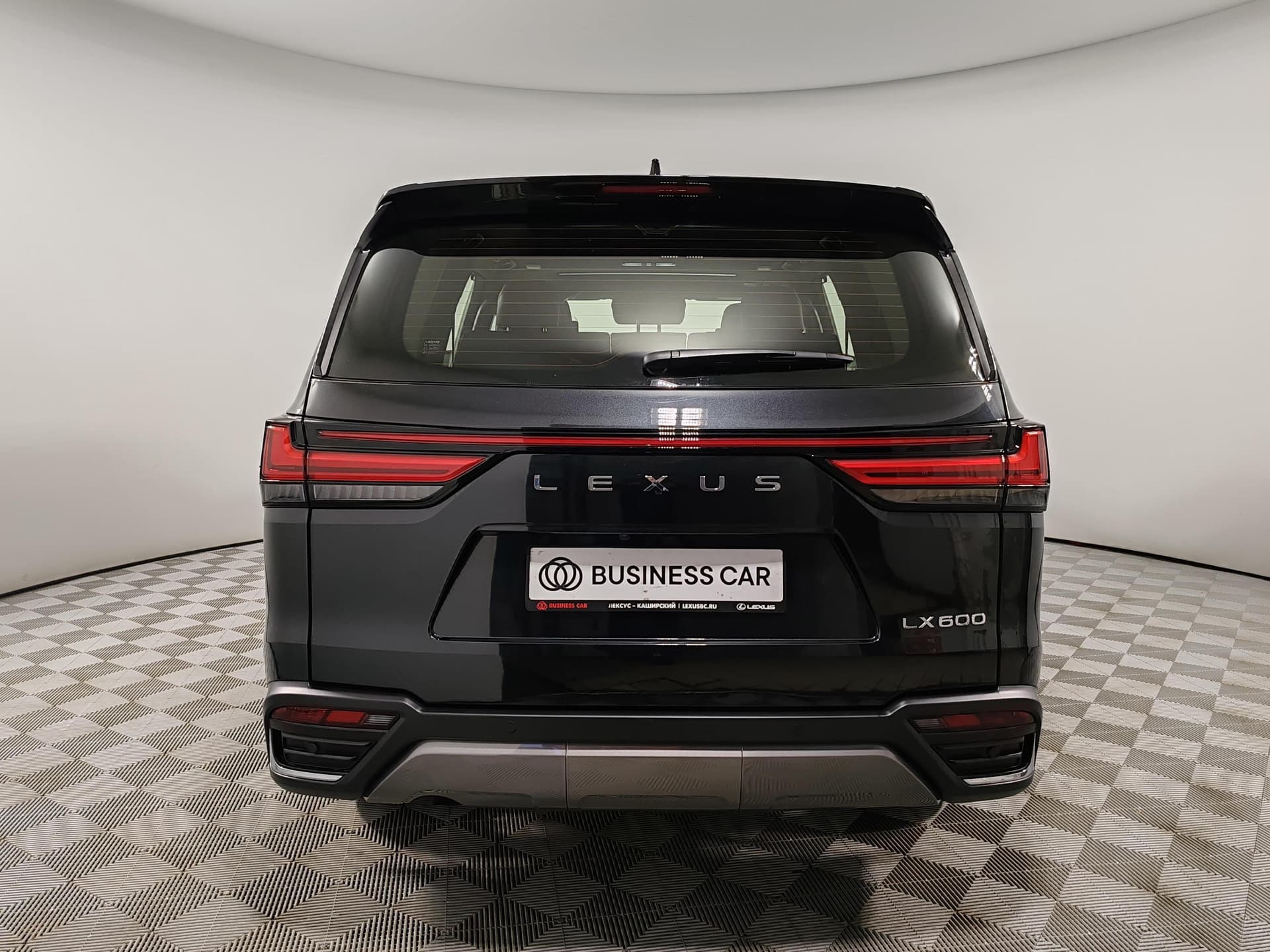 Lexus LX 600 Urban PTL в лизинг - 7
