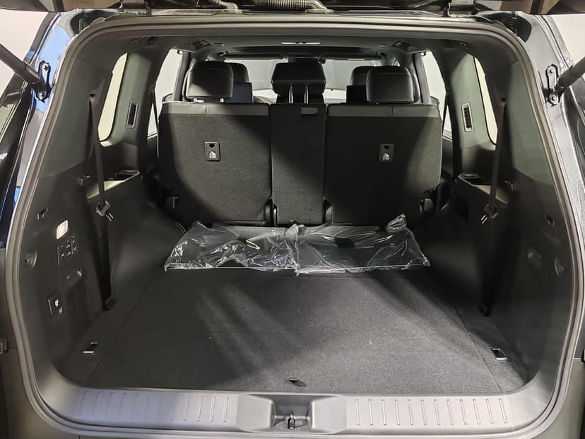 Lexus LX 600 Urban PTL в лизинг - 11