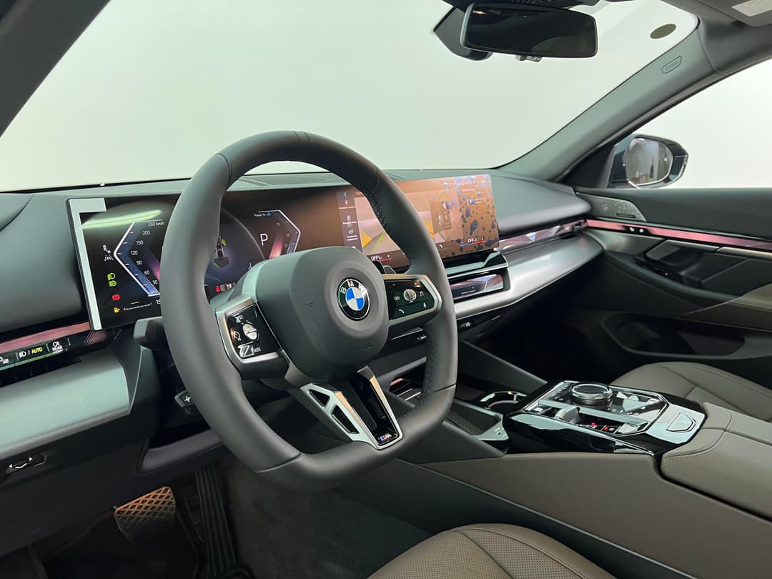 BMW 5 серия 530Li M Sport в лизинг - 11