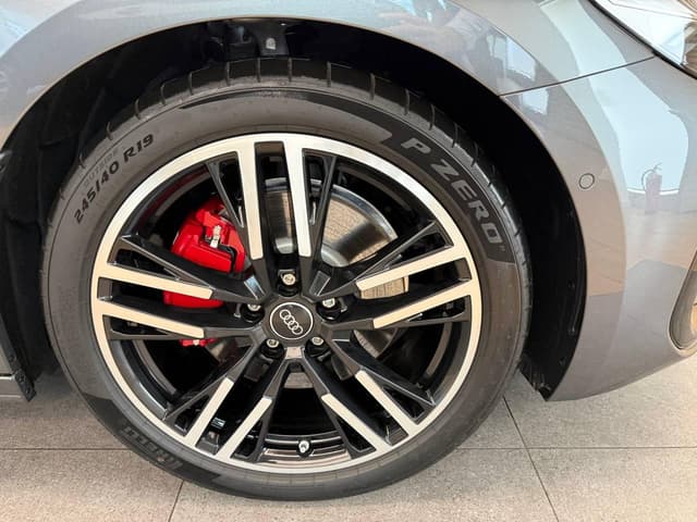 Audi A5 L Спорт 2.0Т 150 кВт полный привод АТ в лизинг - 17