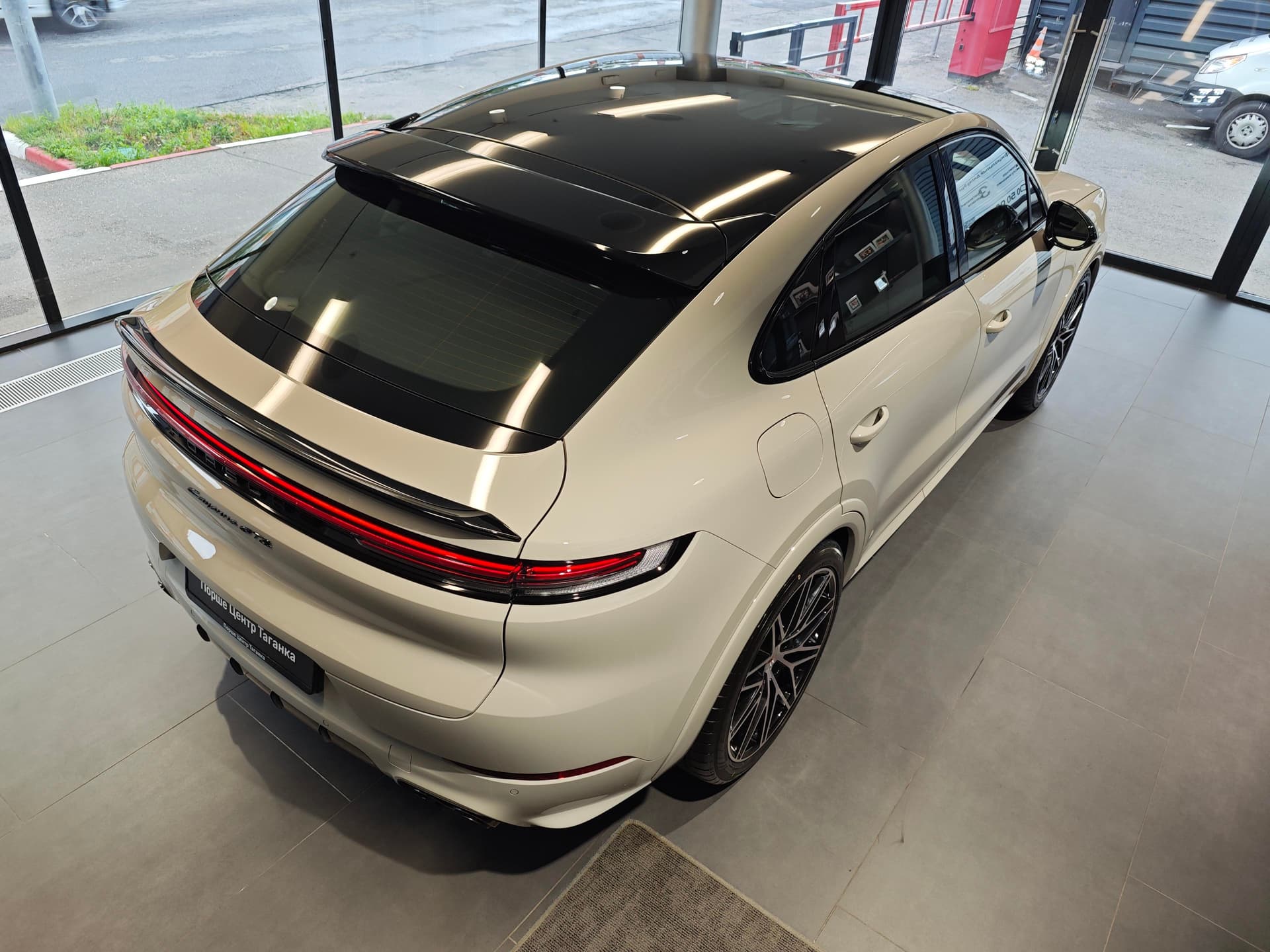 Porsche Cayenne GTS Coupe в лизинг - 10