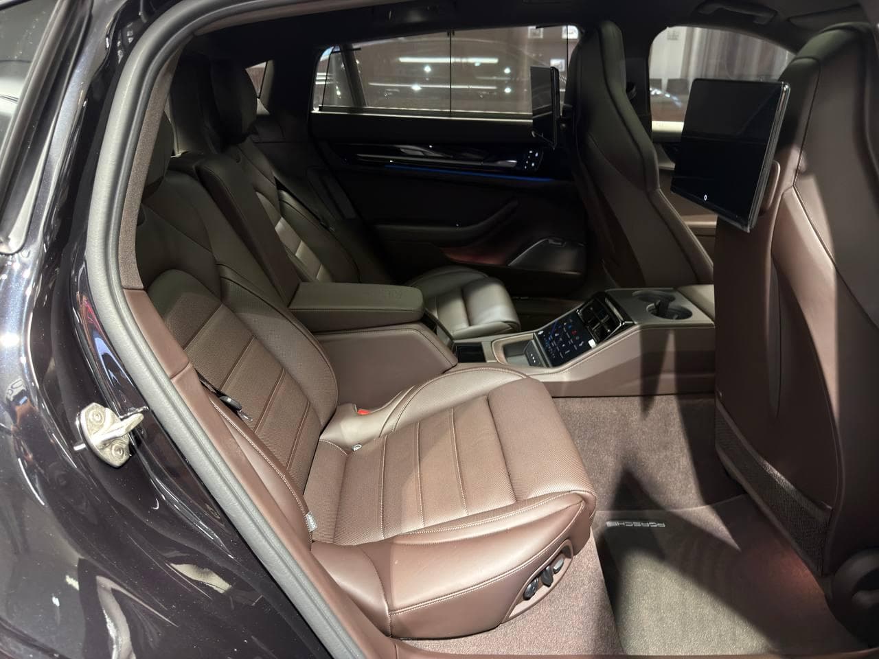 Porsche Panamera 4 E-Hybrid Executive в лизинг - 18