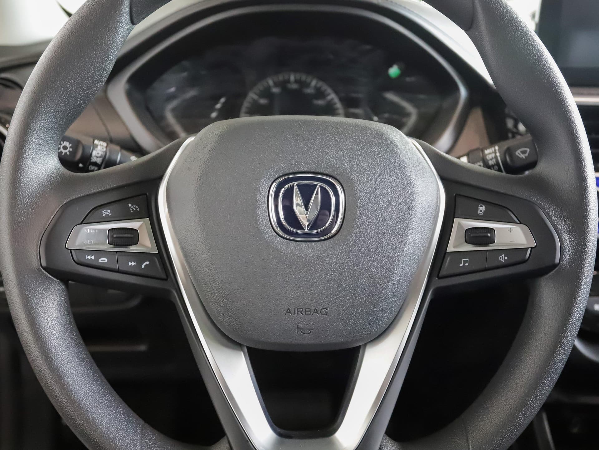 Changan Alsvin Tech 1.5 5DCT в лизинг - 14