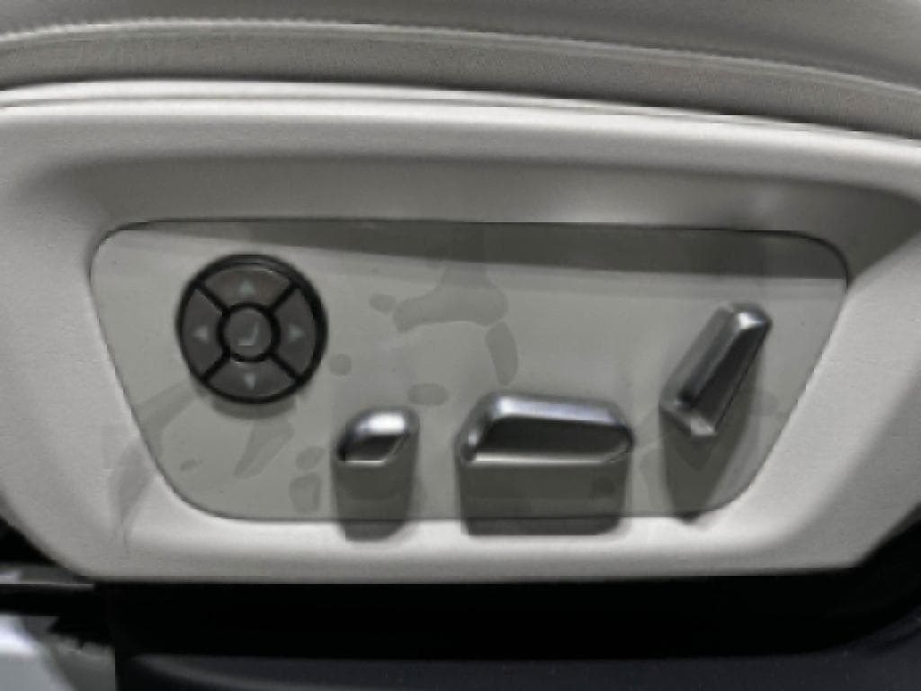 Tank 700 Edition One 3.0 HEV 9AT 4WD в лизинг - 21