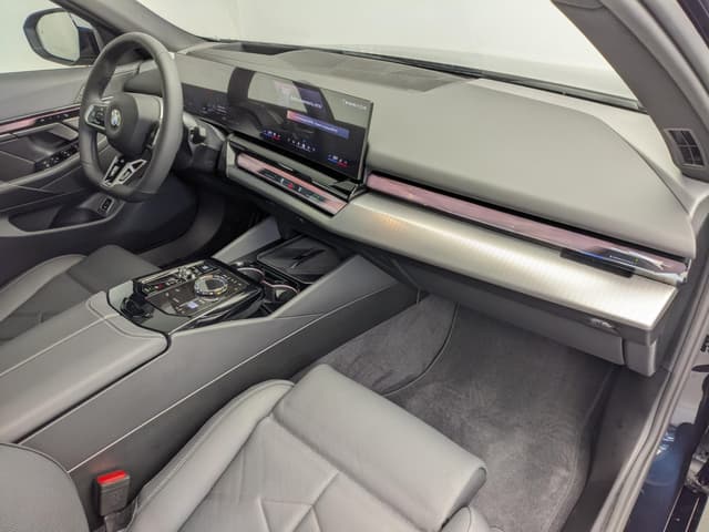 BMW 5 серия 530i xDrive в лизинг - 11