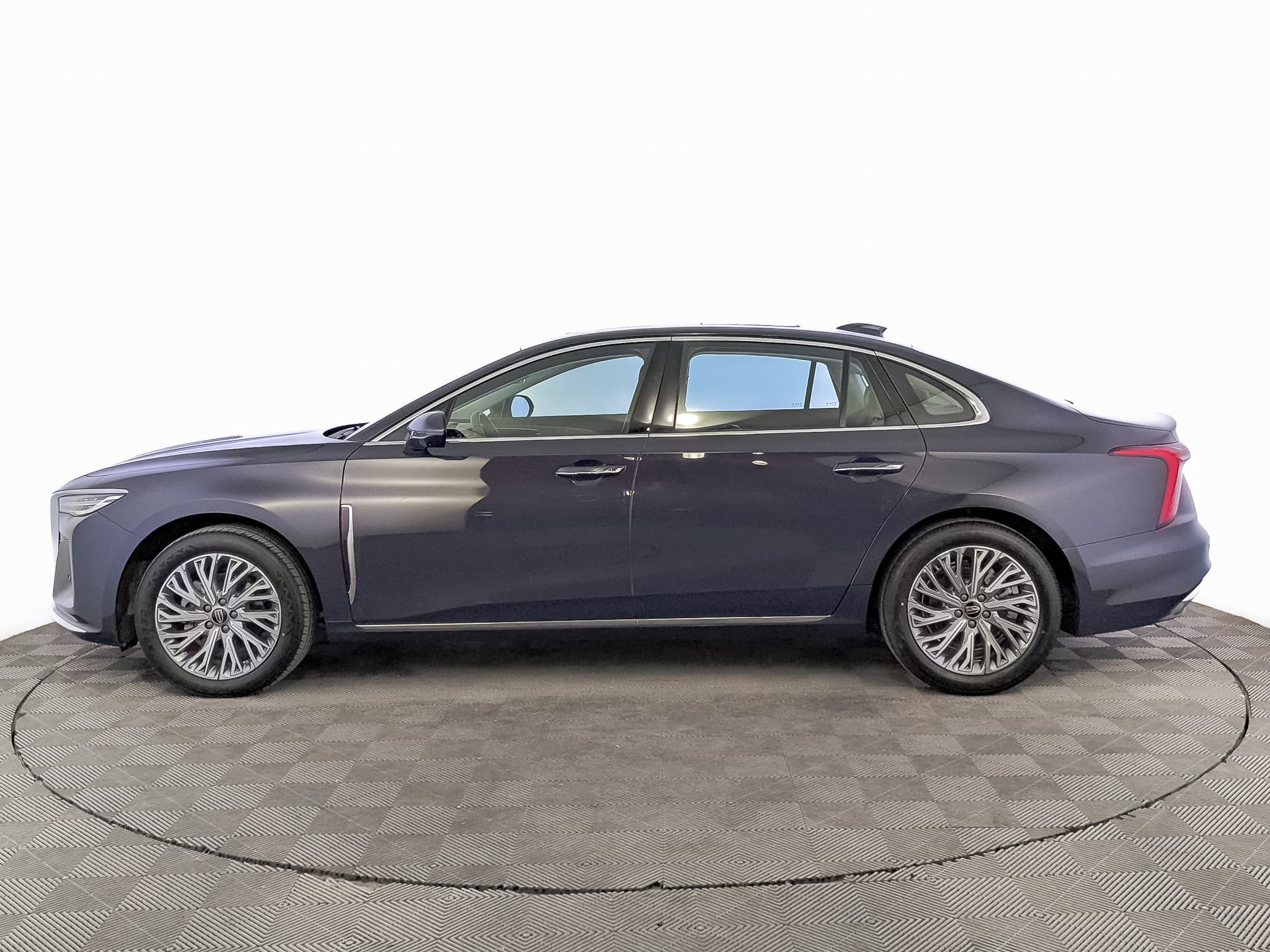 Hongqi H5 Deluxe 2.0T в лизинг - 4