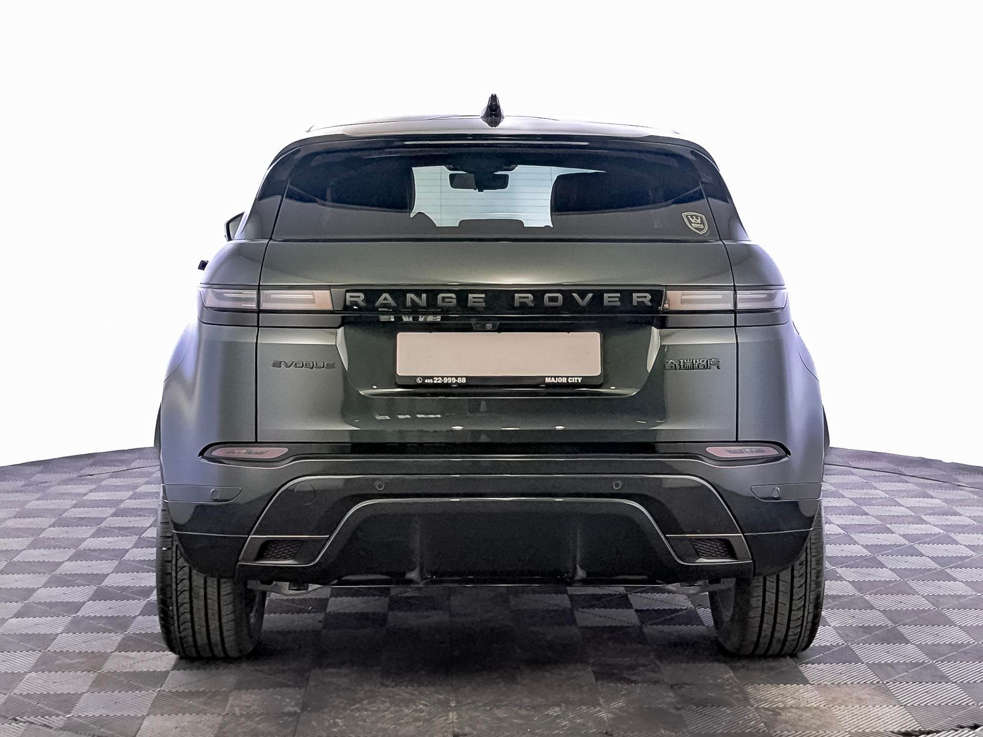 Land Rover Range Rover Evoque L 2.0 249PS MHEV Flowing Light Elegant в лизинг - 7