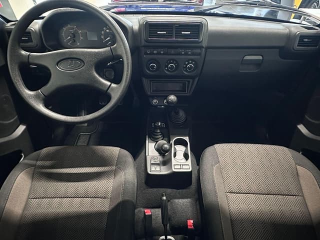 Lada Niva Legend 3 дв Urban 24 1.7 5MT в лизинг - 12