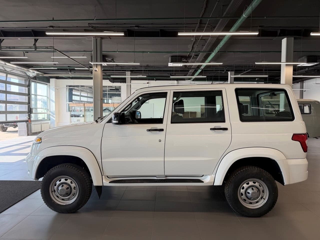 UAZ Patriot Base Икар 2.7 5MT в лизинг - 6