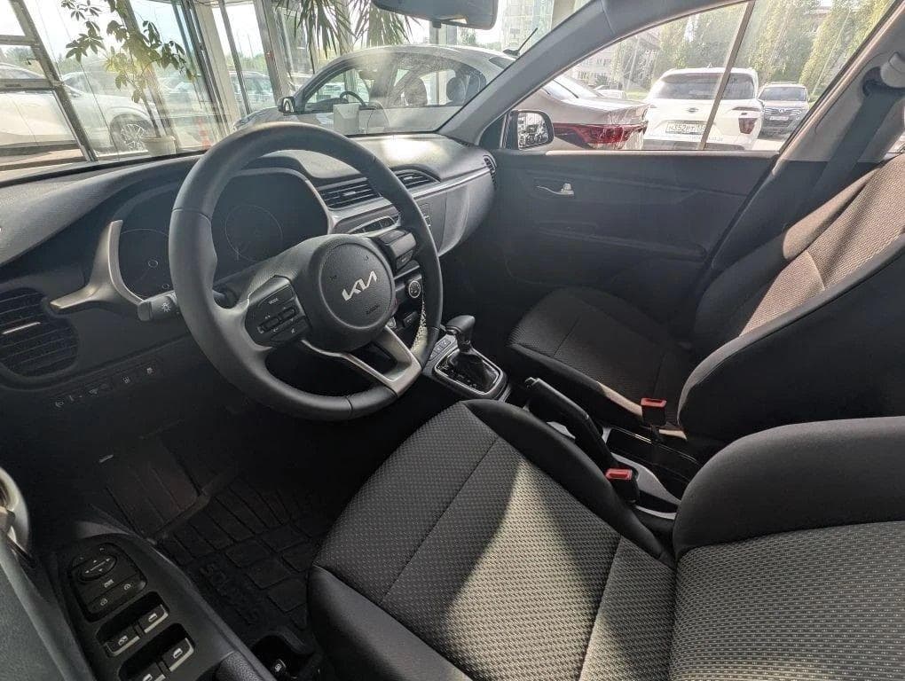 Solaris KRX Comfort 1.6 6AT в лизинг - 7