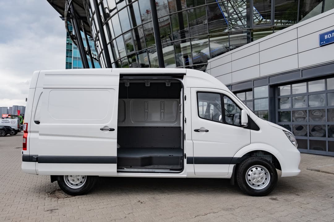 Foton Toano Фургон L2H2 односкатная  3.5T 2.8D 6MT в лизинг - 7