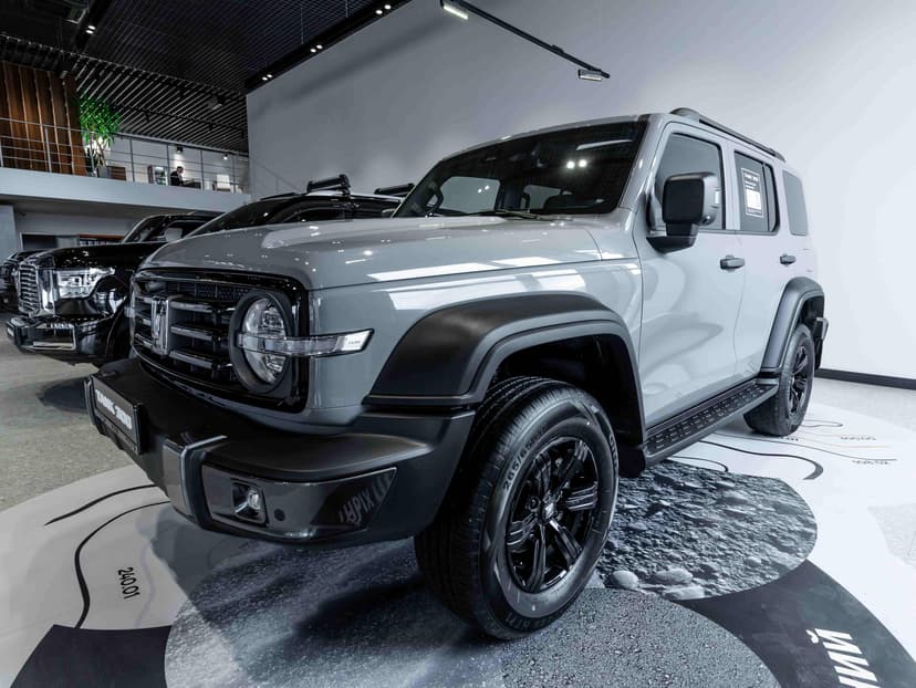 Tank 300 City Adventure 2.0 8AT 4WD в лизинг - 3