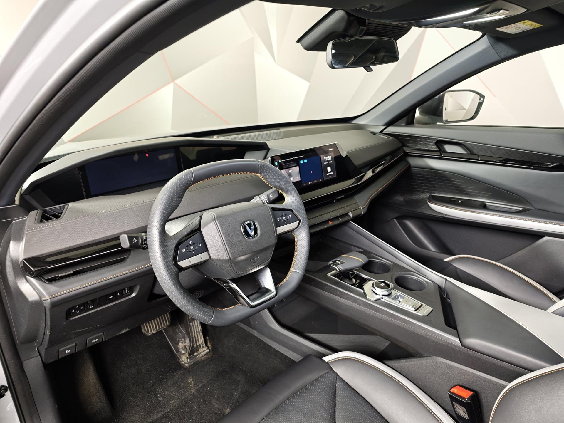 Changan Uni-V Tech 1.5T 7DCT в лизинг - 12