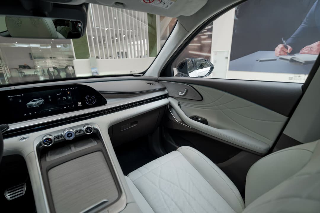 EXEED RX Flagship 2.0 TGDI 8AT AWD в лизинг - 3