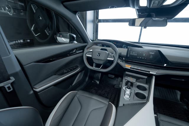 Changan Uni-V Tech 1.5T 7DCT в лизинг - 6
