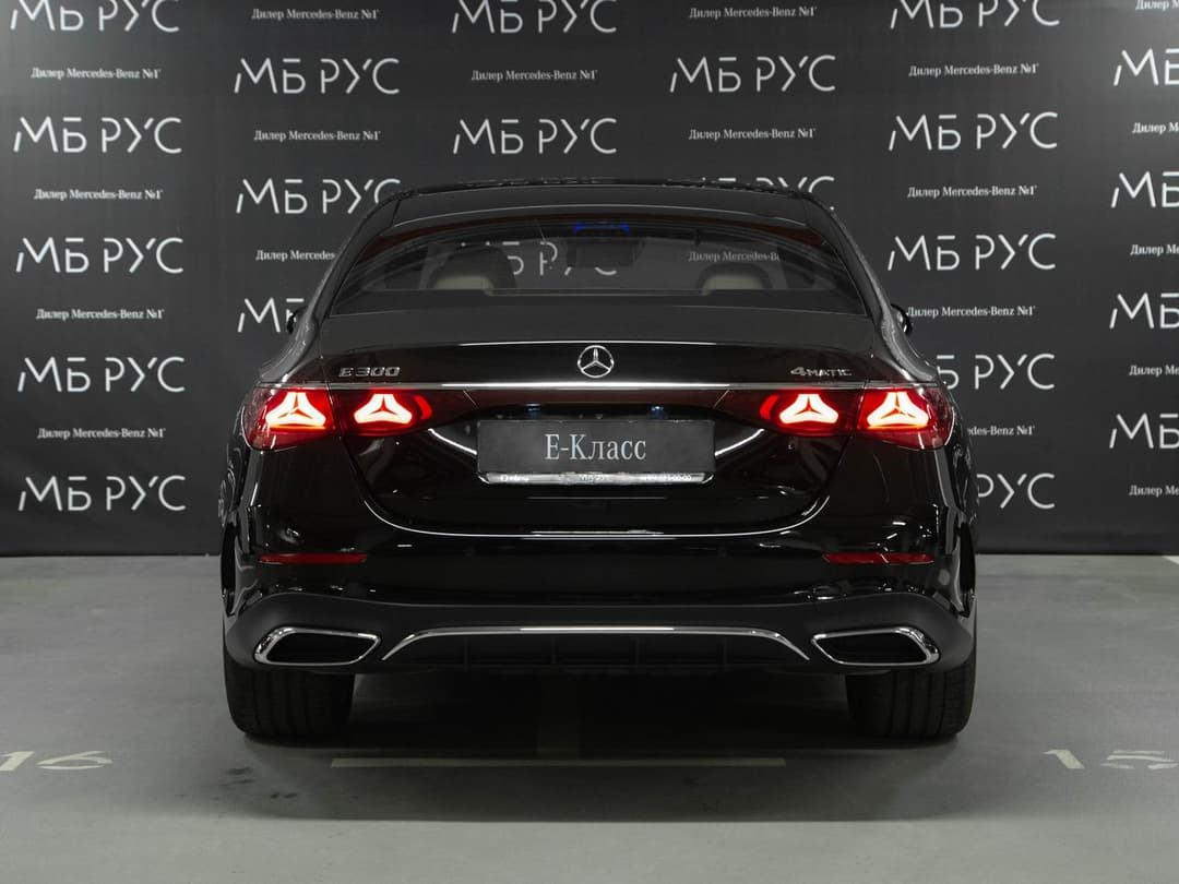 Mercedes-Benz E седан 300 полный привод АМГ Лайн (AMG Line) в лизинг - 7