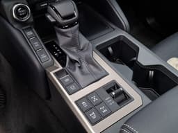 Toyota Land Cruiser Prado Premium VX-L 2.8d АКП в лизинг - 28