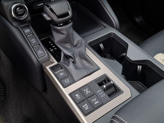 Toyota Land Cruiser Prado Premium VX-L 2.8d АКП в лизинг - 28