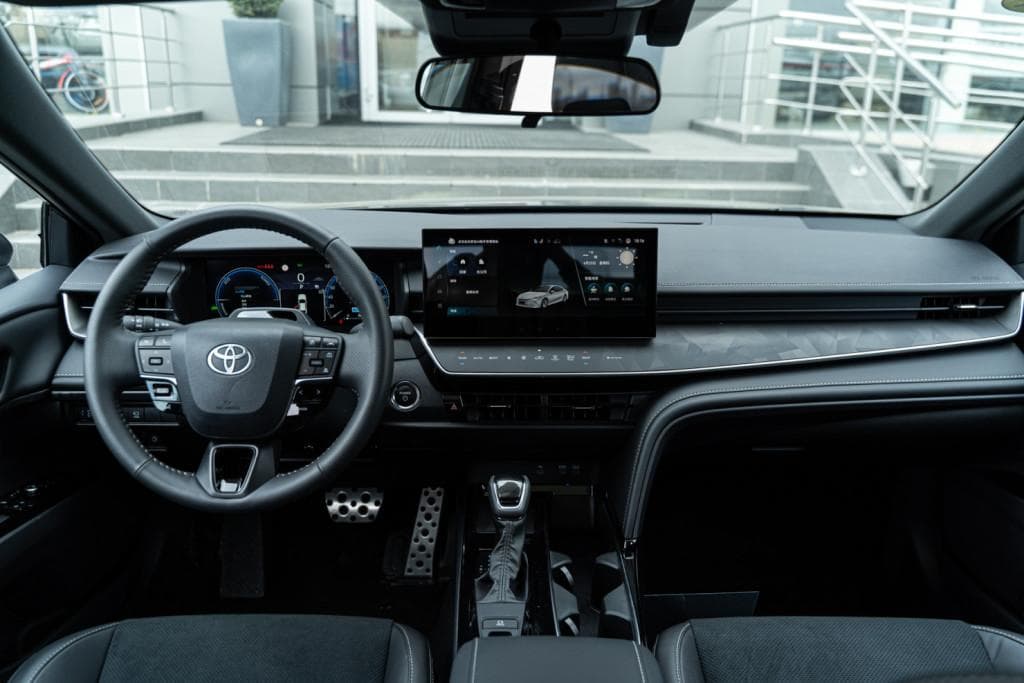 Toyota Camry 2.0S Sports Edition в лизинг - 10