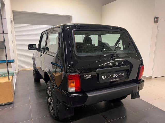 Lada Niva Legend 3 дв Urban 24 1.7 5MT в лизинг - 3