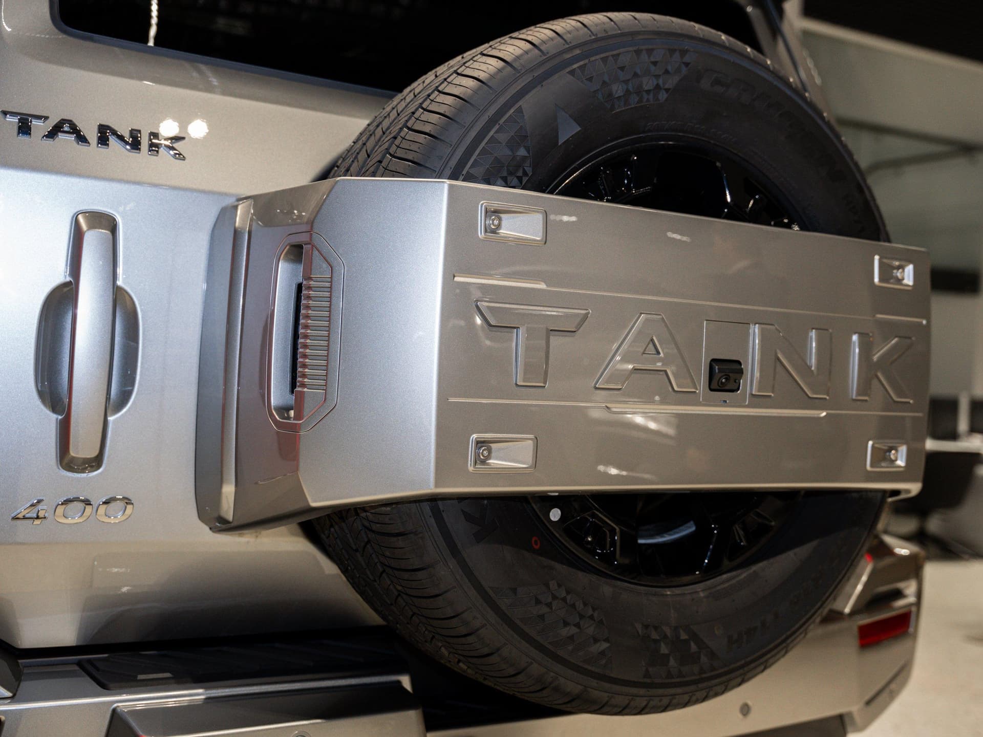 Tank 400 Premium 2.0 9AT 4WD в лизинг - 5